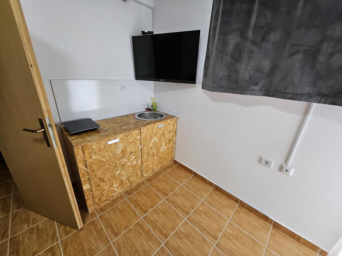 Budget Lelo Centar 5 Apartment *
